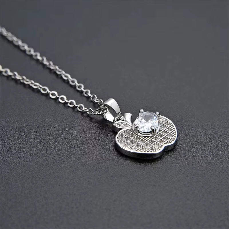 New Silver Color Apple Pendant Necklace Fashion Personality Woman Clavicle Chain Neck Jewelry Accessories
